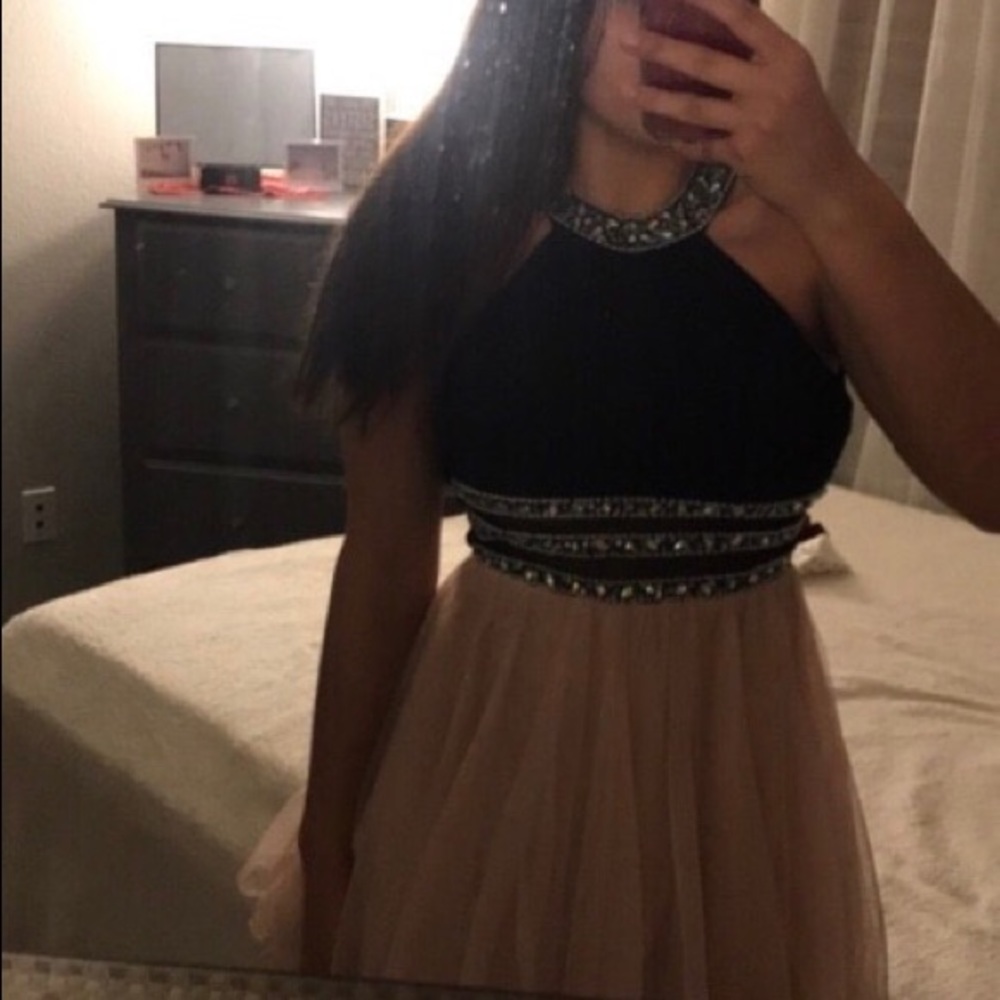 prom / formal dress